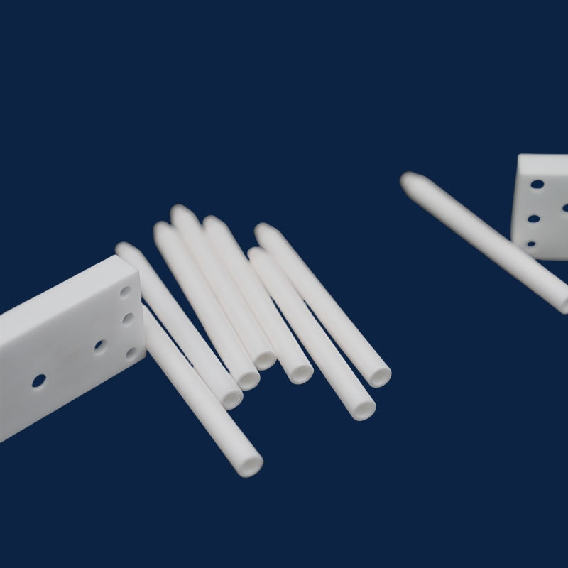 Ceramic Dispensing Nozzle
